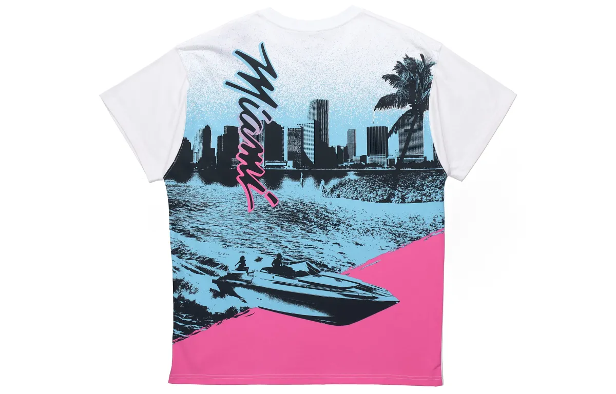 Nike T-Shirts Men's White Crew Neck Moderate Straight Fit