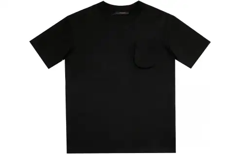 Lv 1A7XRP Signature 3D Pocket Monogram T Shirt