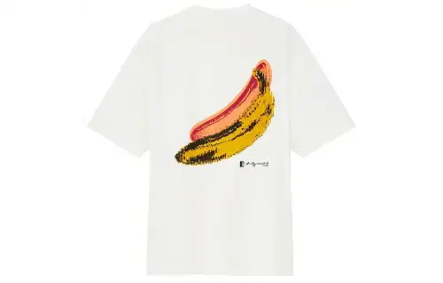 UNIQLO T Shirts Unisex White Crew Neck Moderate Straight Fit