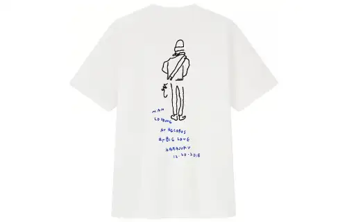 UNIQLO T Shirts Unisex White Crew Neck Moderate Straight Fit