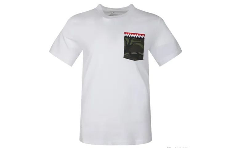 Nike T-Shirts Men's Crew Neck Moderate Straight Fit
