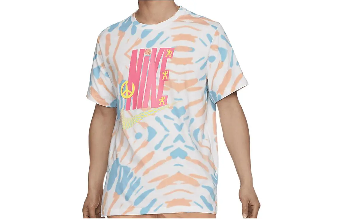 Nike T-Shirts Men's White Crew Neck Moderate Straight Fit
