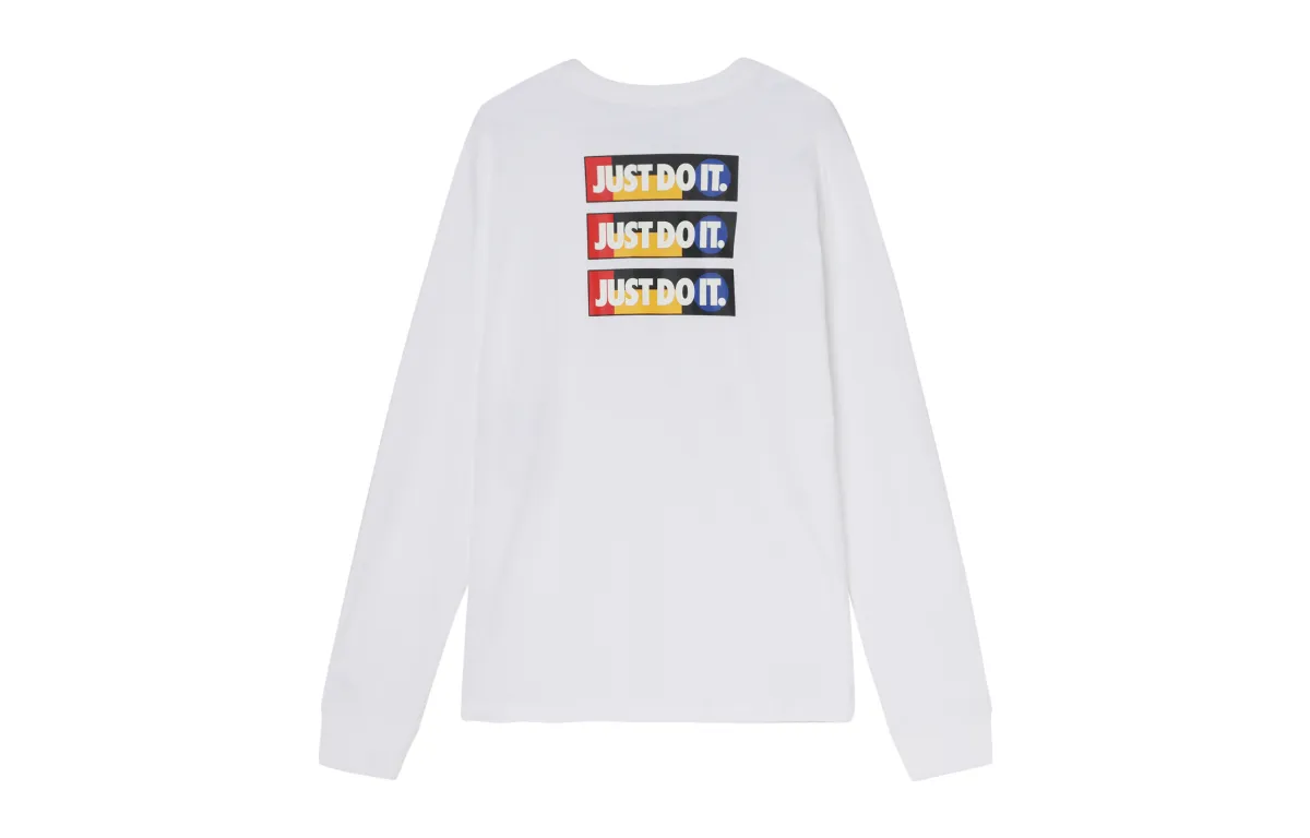 Nike T-Shirts Men's White Crew Neck Moderate Straight Fit