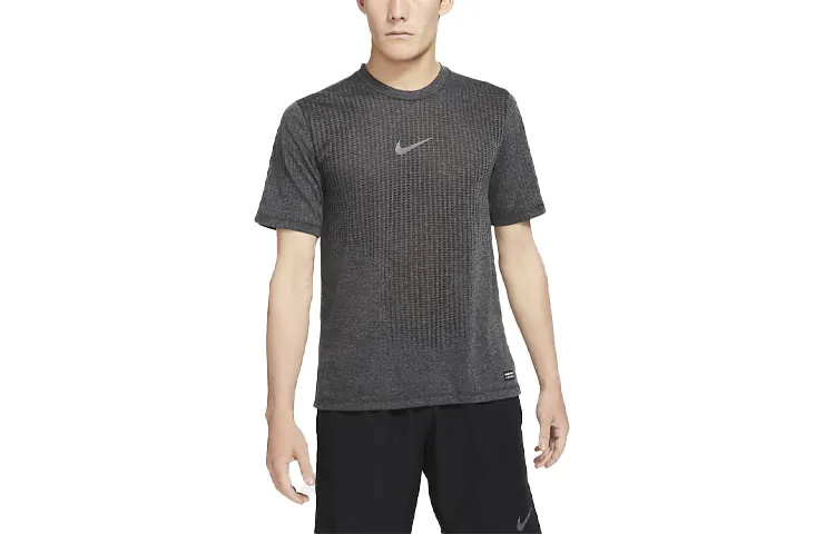 Nike Set-in Sleeve T-Shirt Men's Black