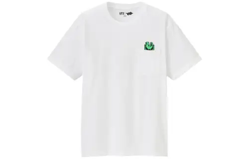 UNIQLO T Shirts Unisex White Crew Neck Moderate Straight Fit