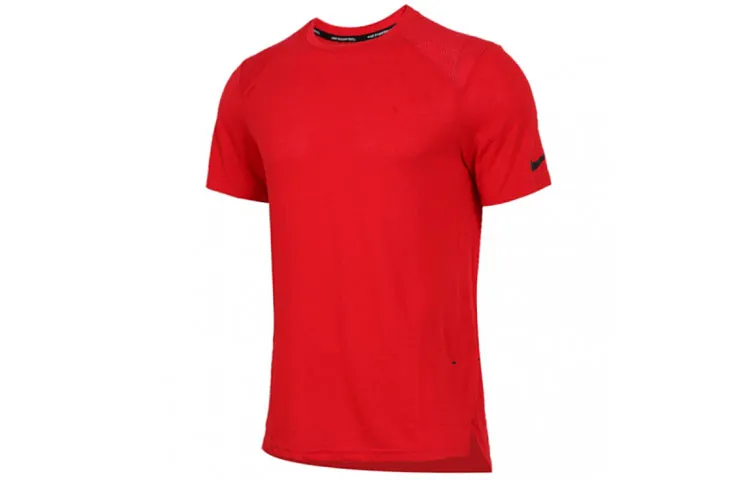 Nike T-Shirts Men's Red Crew Neck Moderate Straight Fit