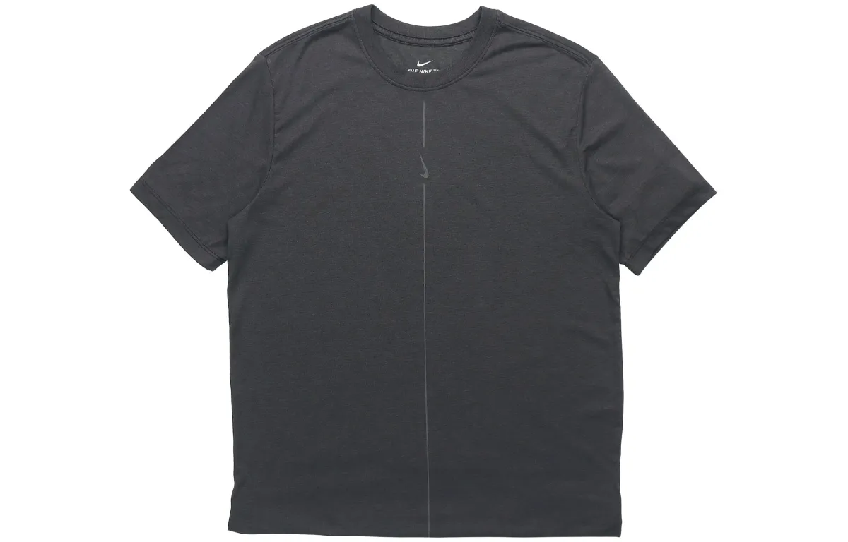 Nike T-Shirts Men's Black Crew Neck Moderate Straight Fit