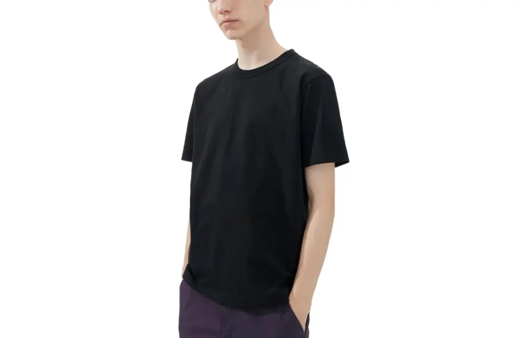 UNIQLO T Shirts Unisex Black Crew Neck Moderate Straight Fit