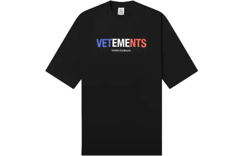 Vetements T Shirts Unisex Black Crew Neck Moderate Straight Fit