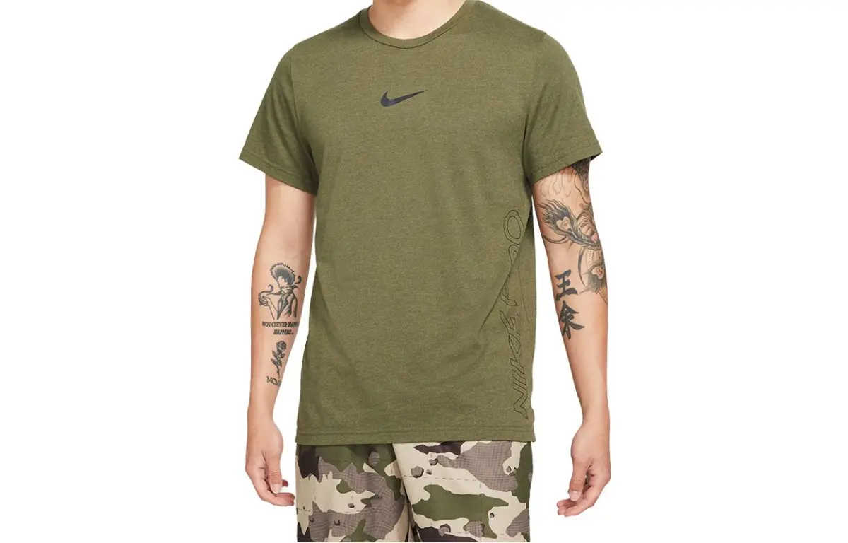 Nike Dri-Fit T-Shirts Men's Green Crew Neck Moderate Straight Fit