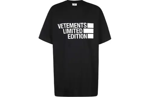 Vetements T Shirts Men's Black Crew Neck Moderate Straight Fit