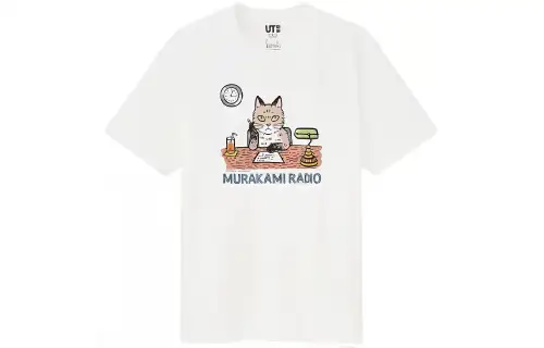 UNIQLO T Shirts Unisex White Crew Neck Moderate Straight Fit