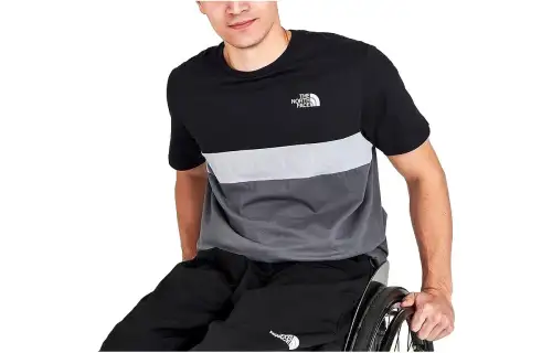 THE NORTH FACE T Shirts Men's Black/White Crew Neck Moderate Straight Fit