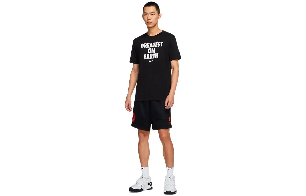 Nike T-Shirts Men's Black Crew Neck Moderate Straight Fit