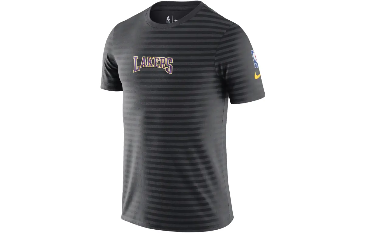 Nike T-Shirts Men's Crew Neck Moderate Straight Fit