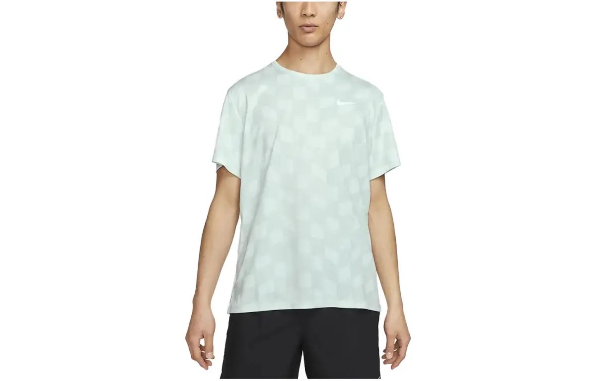 Nike Running T Shirt Men's Light Green