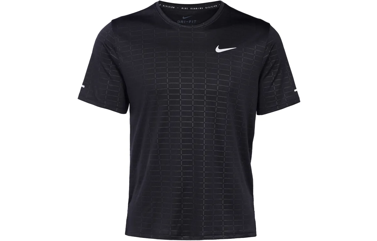 Nike T-Shirts Men's Black Crew Neck Moderate Straight Fit