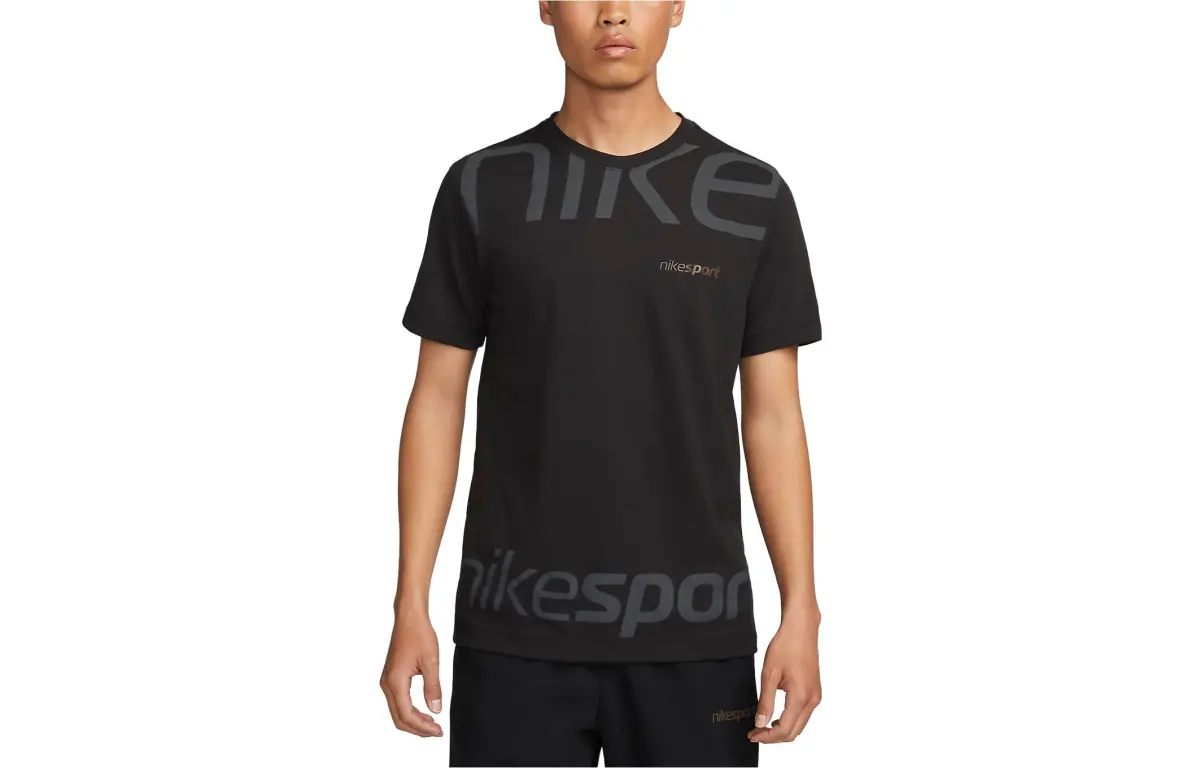 Nike T-Shirts Men's Black Crew Neck Moderate Straight Fit