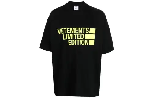 Vetements T Shirts Men's Black Crew Neck Moderate Straight Fit