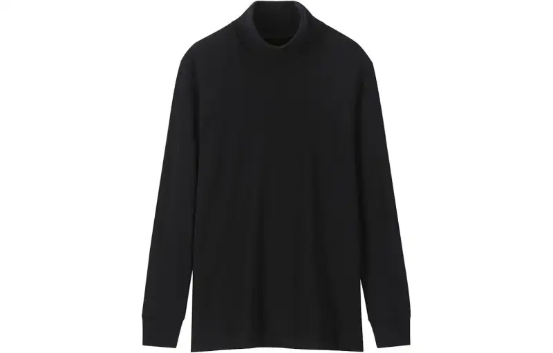 UNIQLO T Shirts Men's Black Turtleneck Moderate Straight Fit