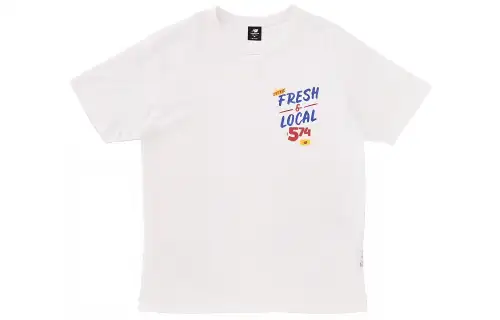 New Balance T Shirts Men's White Crew Neck Moderate Straight Fit