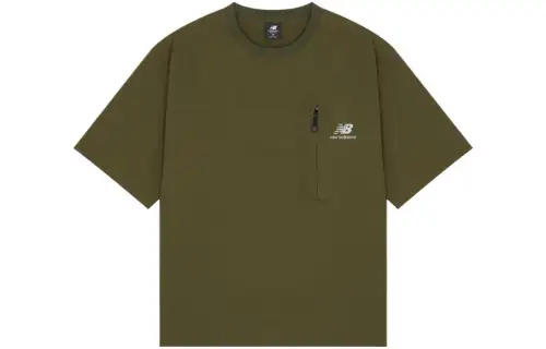 New Balance T Shirts Men's Green Crew Neck Moderate Straight Fit