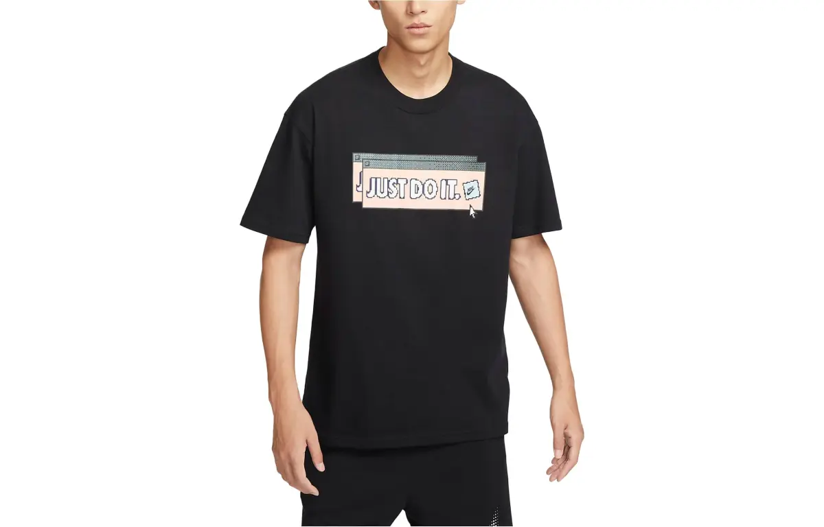 Nike T-Shirts Men's Black Crew Neck Moderate Straight Fit