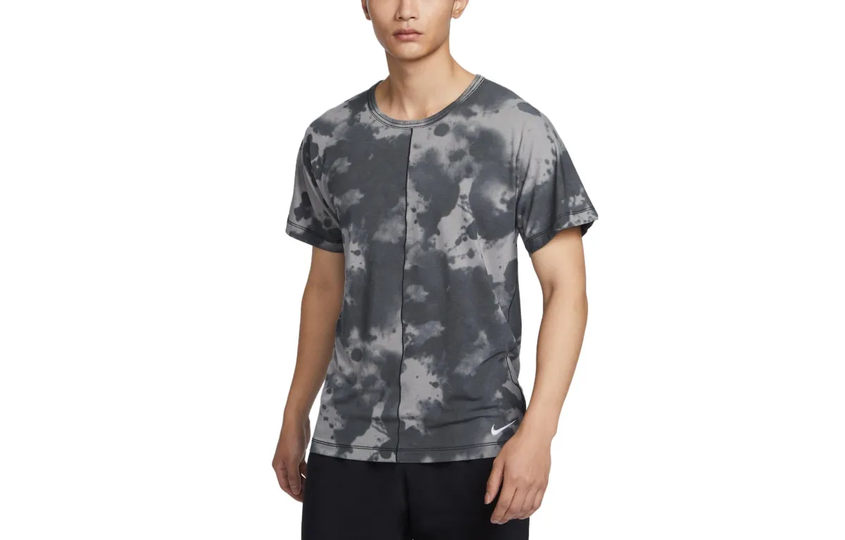 Nike T-Shirts Men's Coal Black Crew Neck Moderate