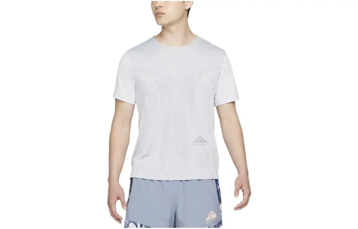 Nike T-Shirts Men's Iron Stone Gray Crew Neck Moderate Straight Fit