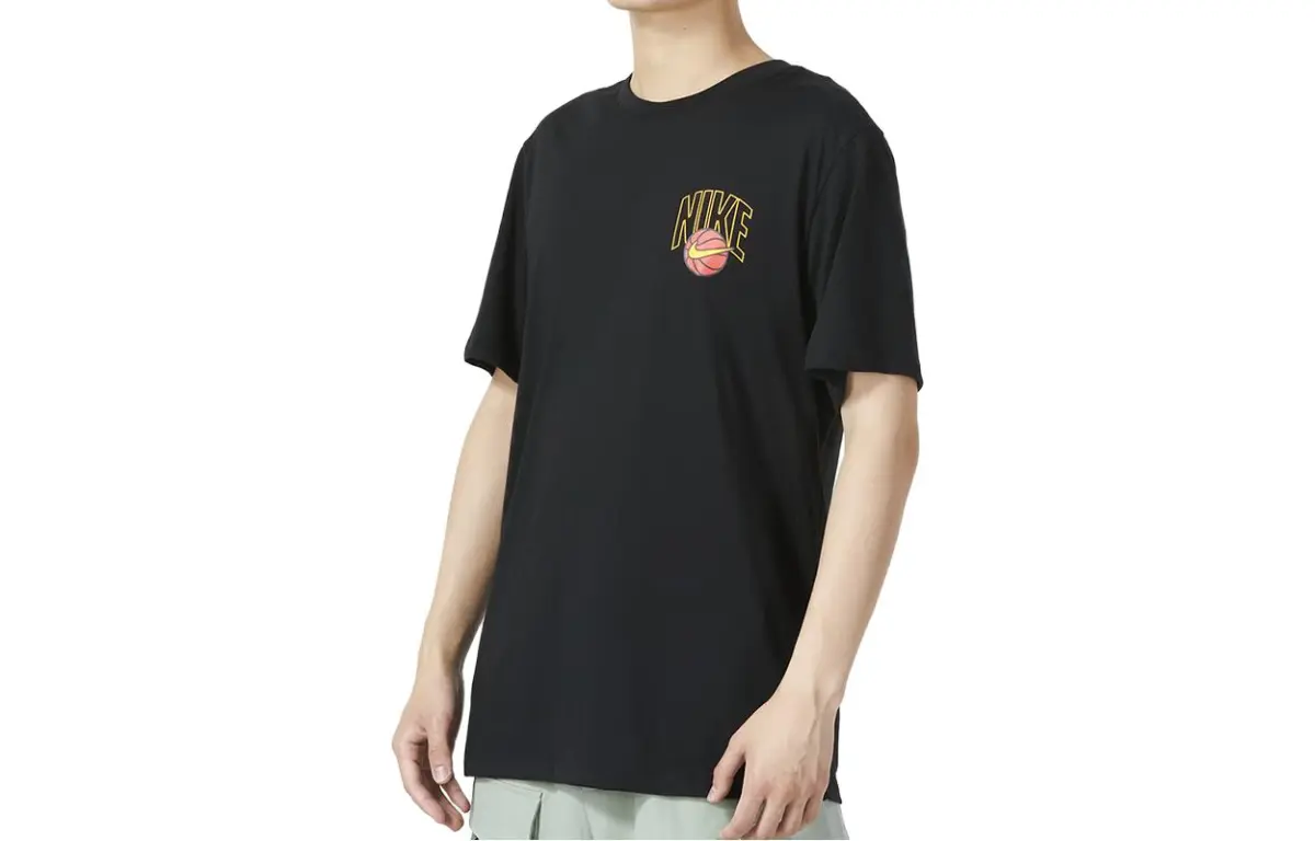Nike T-Shirts Men's Black Crew Neck Moderate Straight Fit