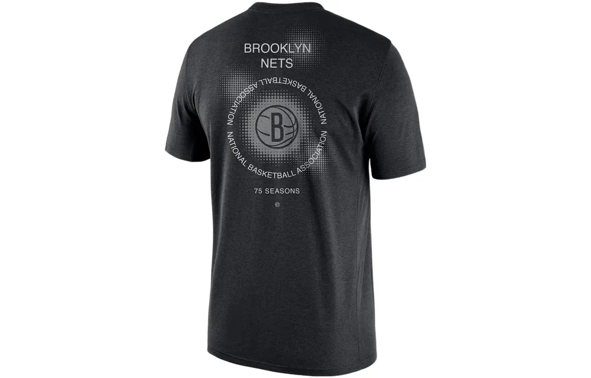 Nike T-Shirts Men's Black Crew Neck Moderate Straight Fit