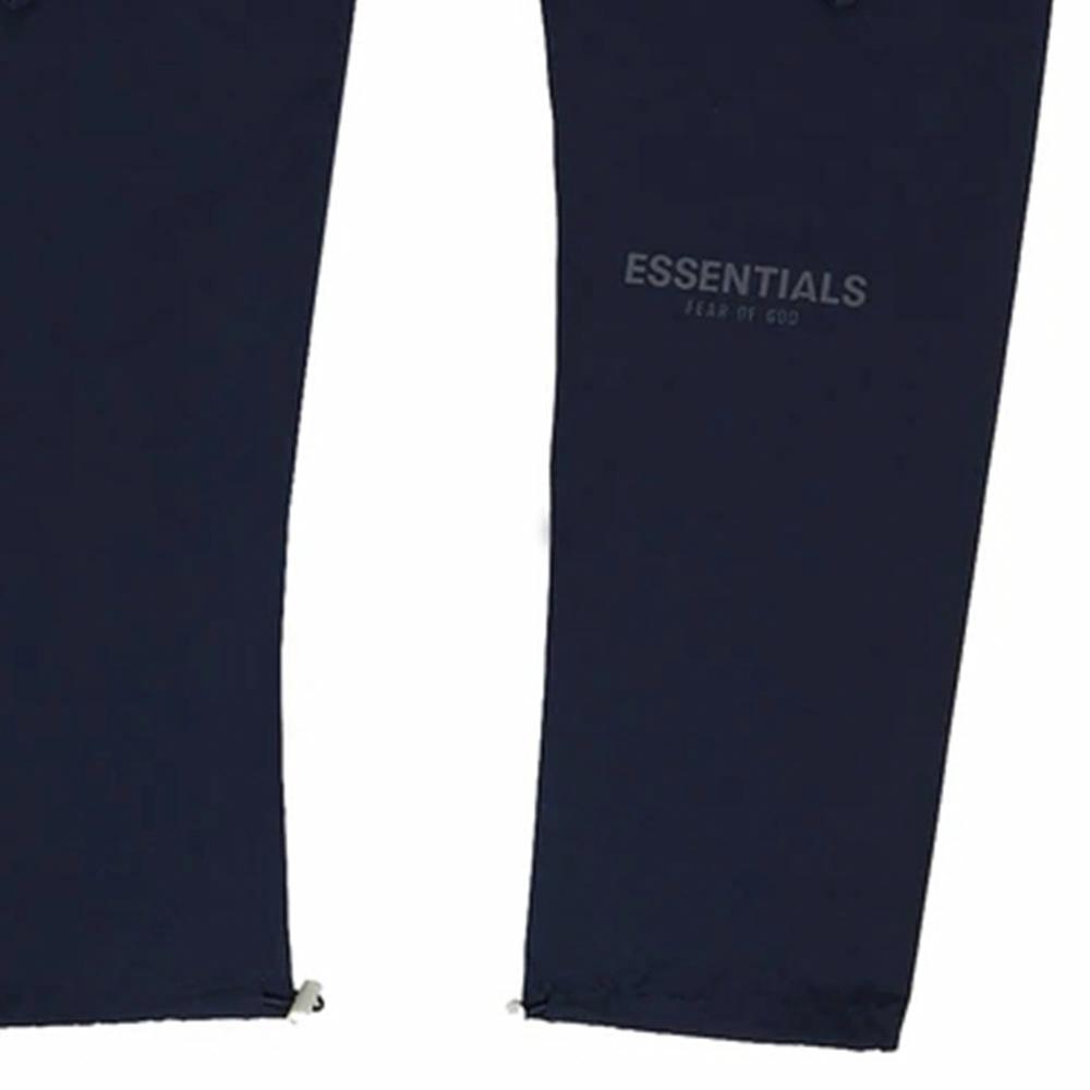 Мужские штаны Fear of God Essentials FW21 Nylon Track Pants (военно-морской синий) — фото 3