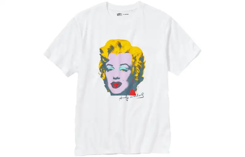 UNIQLO T Shirts Unisex White Crew Neck Moderate Straight Fit