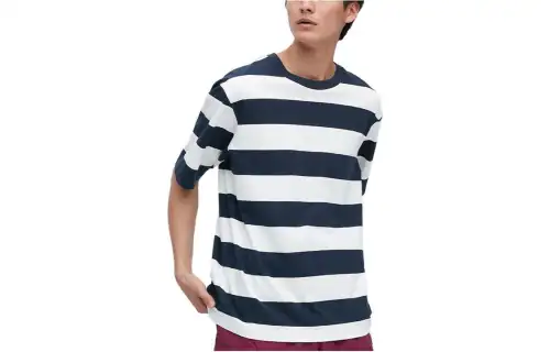 UNIQLO T Shirt Unisex Navy Blue