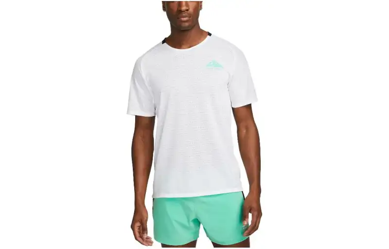 Nike T Shirts Men's White Crew Neck Moderate Straight Fit