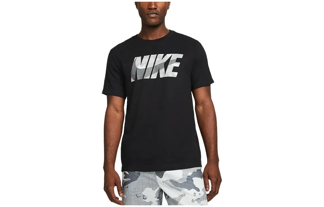 Nike T-Shirts Men's Black Crew Neck Moderate Straight Fit