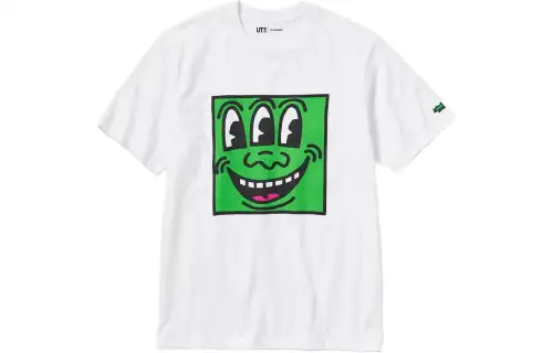UNIQLO T Shirts Unisex White Crew Neck Moderate Straight Fit