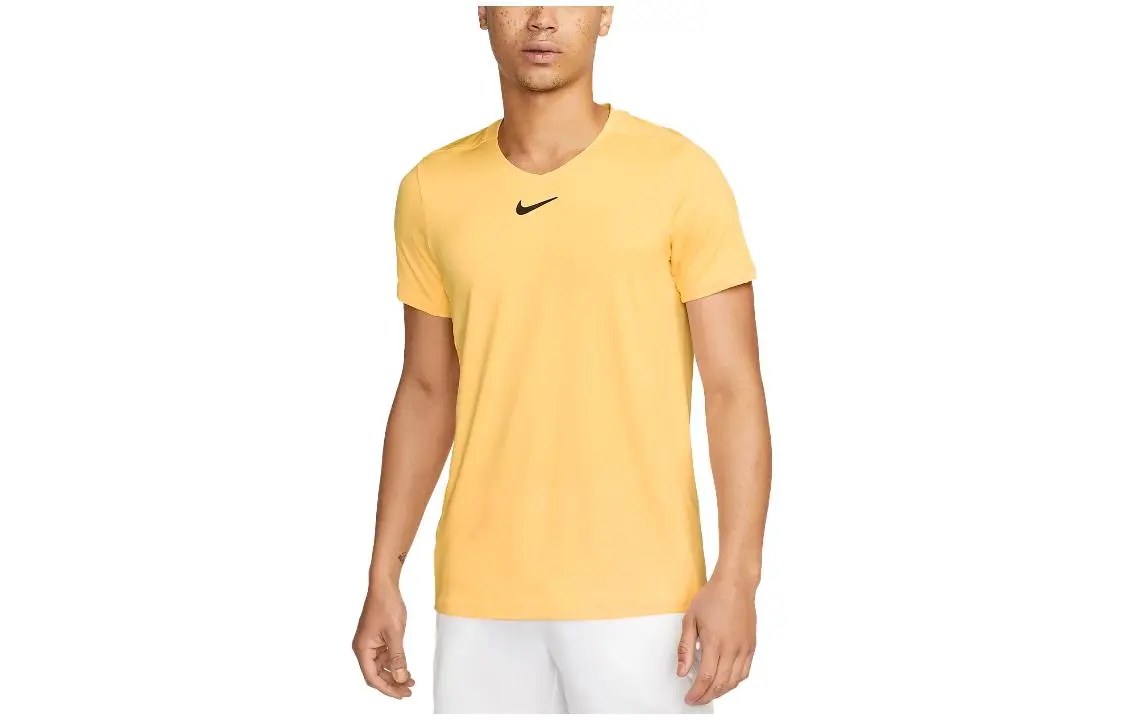 Nike T-Shirts Men's Earth Yellow Crew Neck Moderate