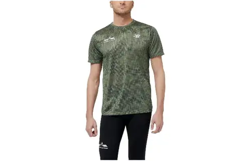 New Balance T Shirts Men's Green Crew Neck Moderate Straight Fit
