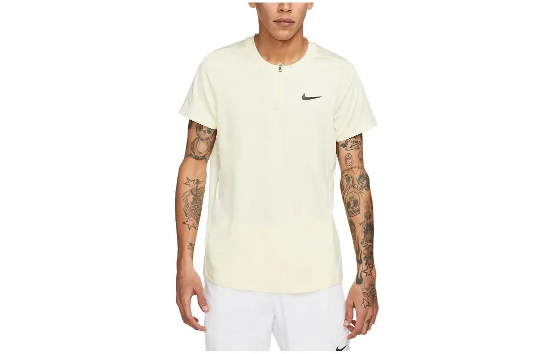 Nike T-Shirts Men's Ivory Crew Neck Moderate Straight Fit