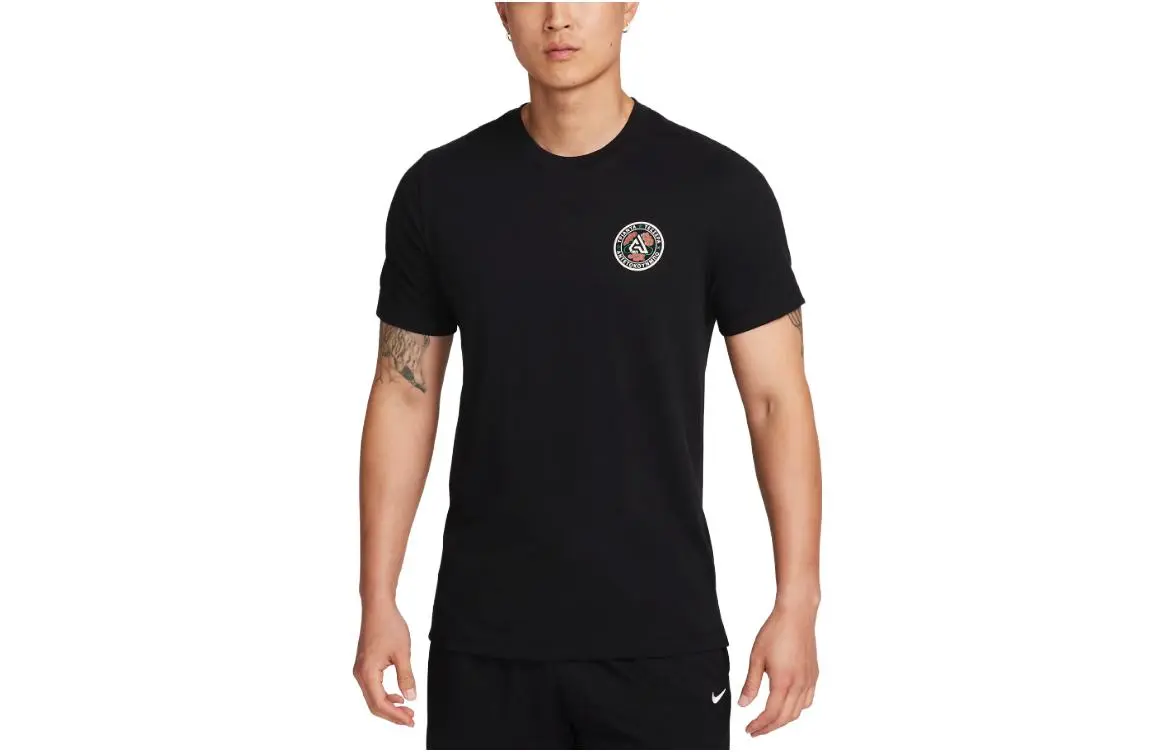 Nike T-Shirts Men's Black Crew Neck Moderate Straight Fit