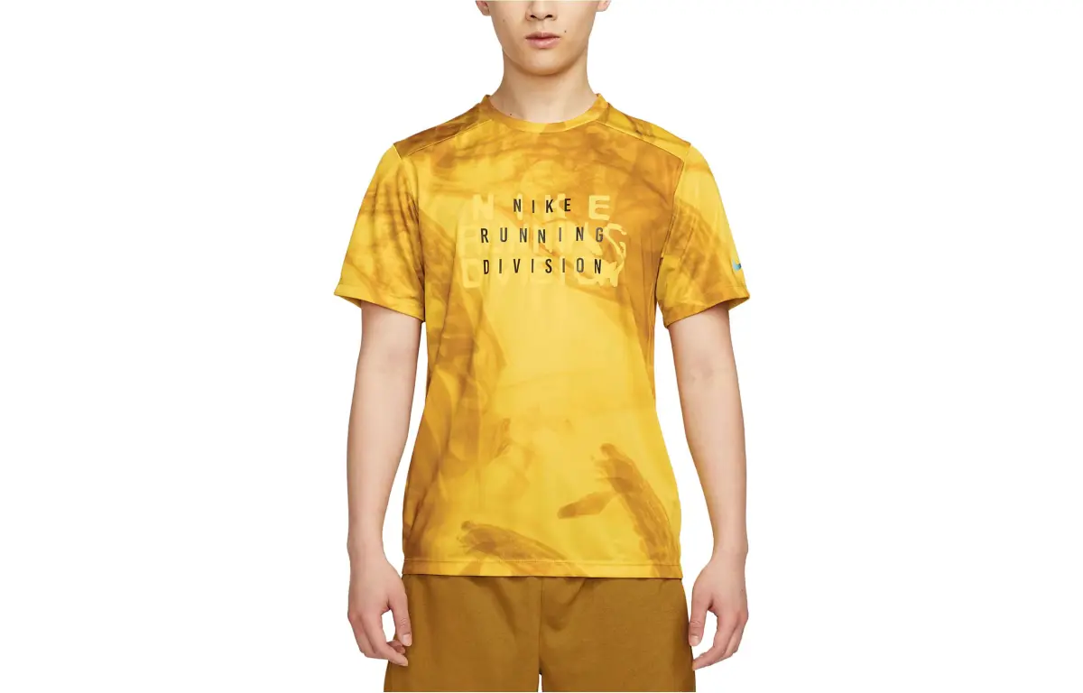 Nike T-Shirts Men's Bright Sulfur Yellow Crew Neck Moderate
