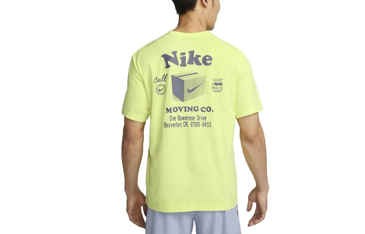 Nike T-Shirts Men's Light Lemon Crew Neck Moderate Straight Fit