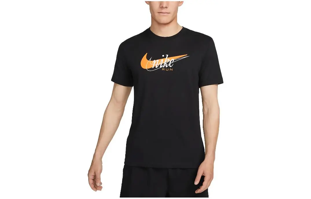Nike T-Shirts Men's Black Crew Neck Moderate Straight Fit