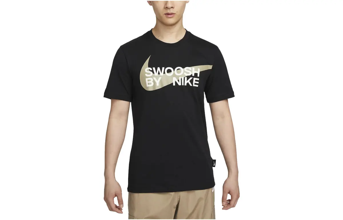 Nike T-Shirts Men's Black Crew Neck Moderate Straight Fit