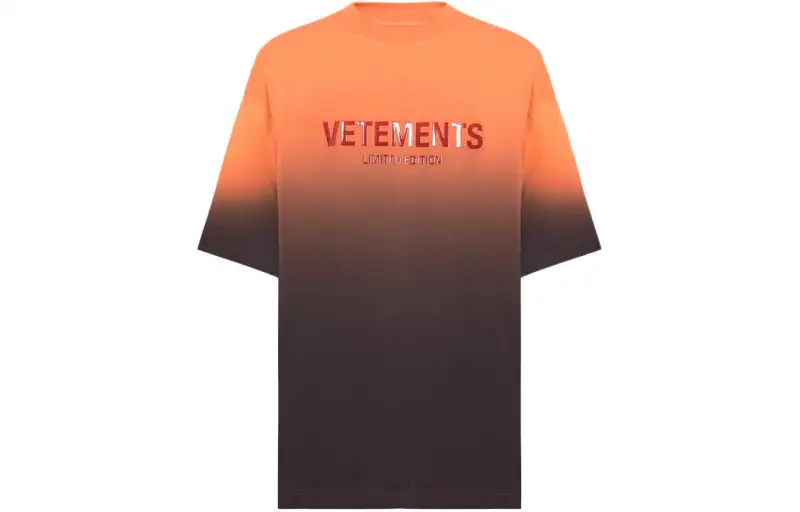 Vetements T Shirts Men's Orange Crew Neck Moderate Straight Fit