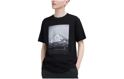 UNIQLO T Shirts Unisex Black Crew Neck Moderate Straight Fit