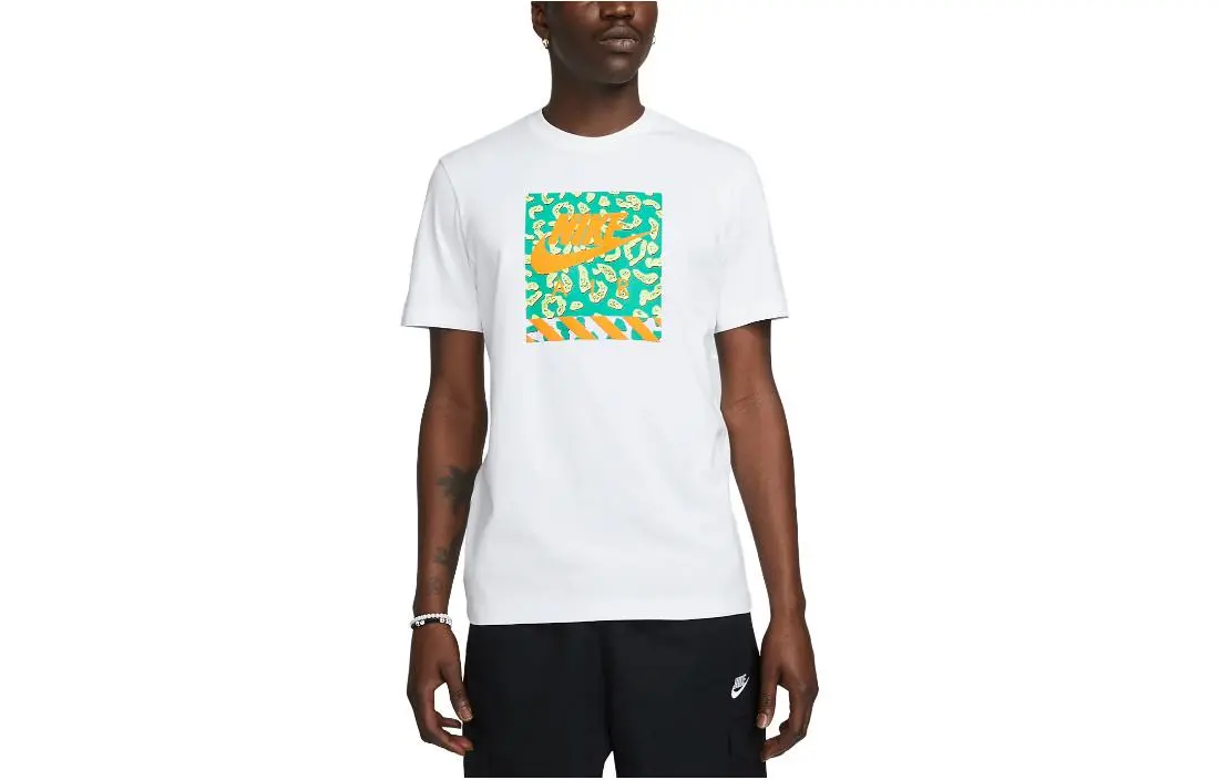 Nike T-Shirts Men's White Crew Neck Moderate