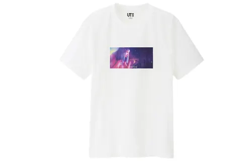 UNIQLO T Shirts Unisex White Crew Neck Moderate Straight Fit