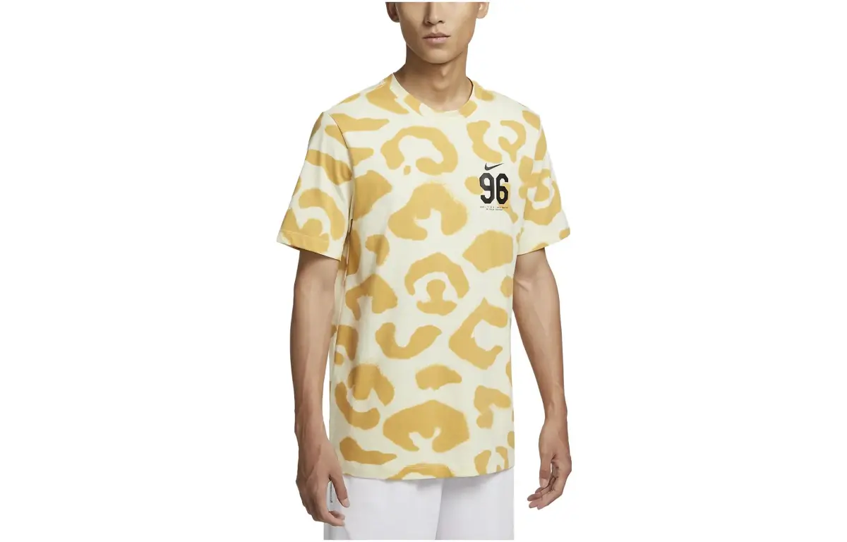 Nike T-Shirts Men's Coconut Milk Crew Neck Moderate Straight Fit